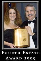 Author and Columnist, Thomas Friedman accepts the Fourth Estate Award at the National Press Club, 13 November 2009.