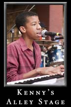 Atlanta's best musicians keep Kenny's Alley rocking for the Peach Drop 2011 Celebration at Underground Atlanta.